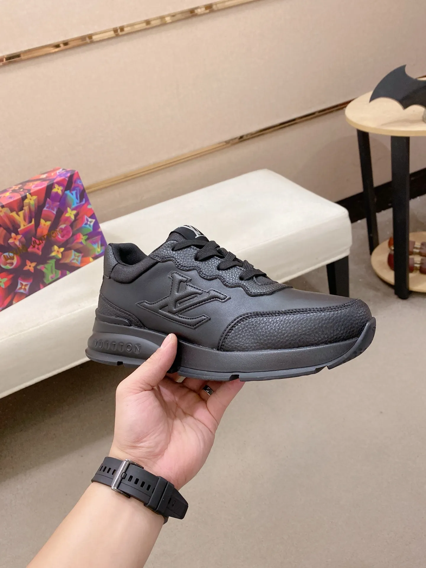 Men's shoes: 442💰🎉🎉LV~Louis Vuitton trendy men's shoes, new shipments, latest matching, the same style as the official website, super high quality, hot sales of the season [strong][strong][strong]Selected first-layer cowhide, comfortable sheepskin lining, original last, comfortable on the foot, wear-resistant rubber outsole, size: 38-44.